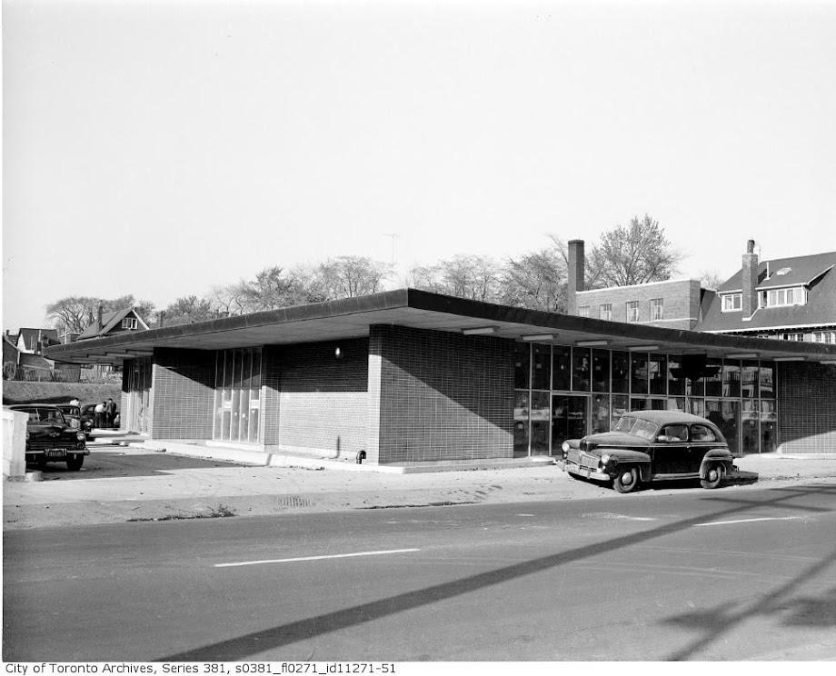 Original Yonge 06 Wellesley 1953 Station Building 2